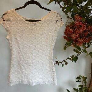 Banana Republic‎ White Stretch Lace Shell Lined Top